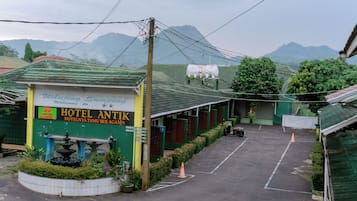 Standard Double or Twin Room, Non Smoking | Front of property