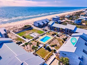 Exterior - Steps to the Beach|Pool & Gulf Views| sleeps 6 (Saint George Island)