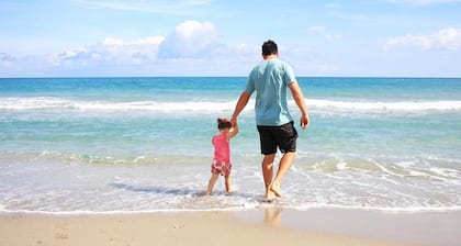 1 min walk to the Beach|Pool Gulf Views| sleeps 6