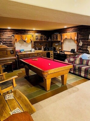 Games room - Charming Pagosa Cabin | Epic Views, Game Room, Fireplaces & More (Pagosa Springs)