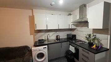 Room, Multiple Bedrooms, Smoking, Balcony | Interior