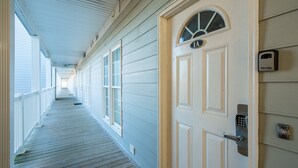 Exterior detail - Pavilion Watch 1A - Walk Everywhere! 1 block to town & right across from beach (Folly Beach)