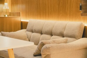 Luksushuone, tupakointi kielletty | Sisätilat