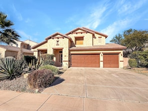 Exterior - 3 Bd rm/Sofa Sleeper:Arizona Oasis Cozy, Clean (Casa Grande)