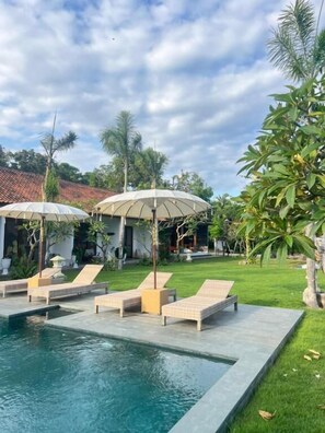 Outdoor pool - Braya Living (Denpasar)