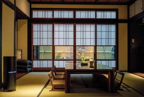 Room - KONJAKUSO Osaka Tsuruhashi "KAKUJU" (Osaka)