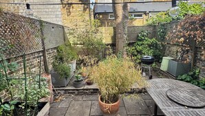 Unclassified image, 5 of 8, button - Welcoming 1-bedroom apartment in London perfect for your stay (London)