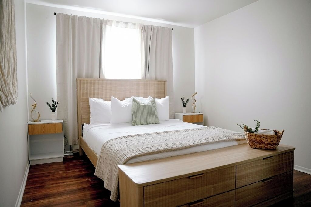 1 bedroom, desk, WiFi (free), bed sheets