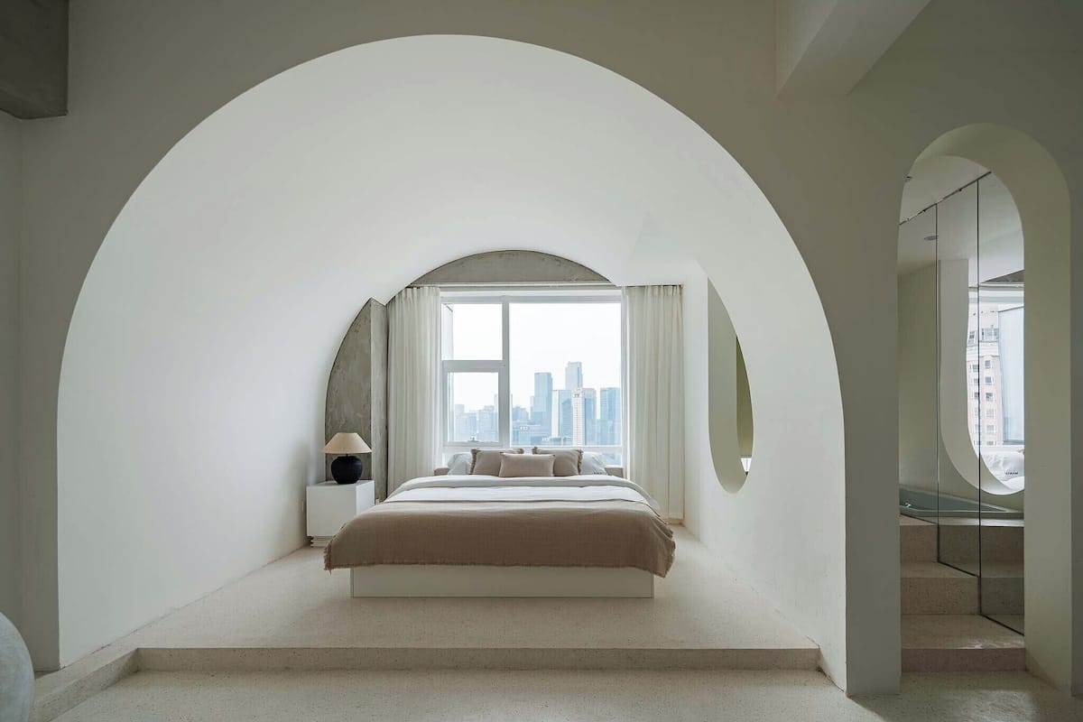 Standard Double Room, City View | Desk, laptop workspace, soundproofing, iron/ironing board