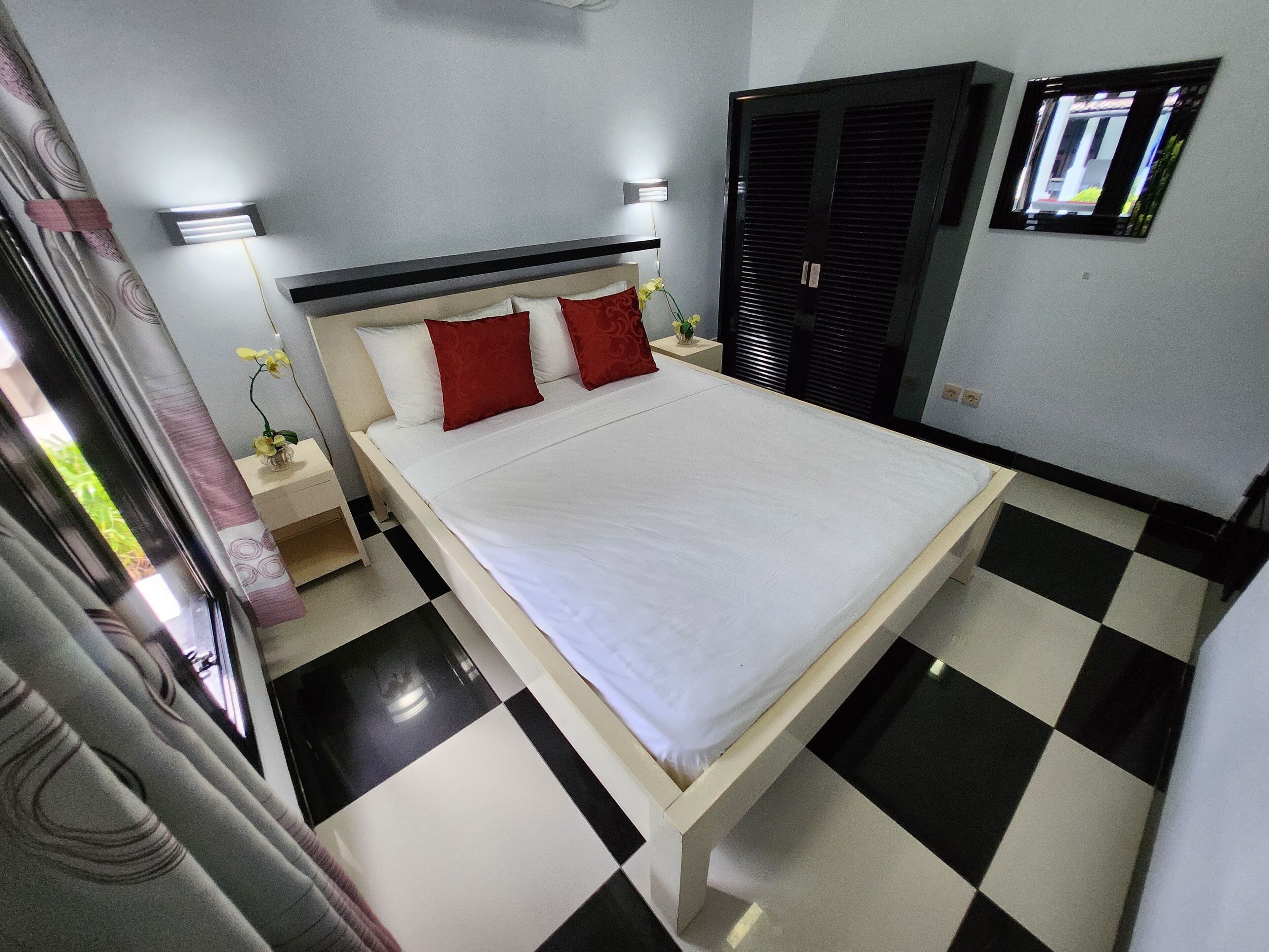 Bungalow, Patio, Garden View | Free WiFi, bed sheets, wheelchair access