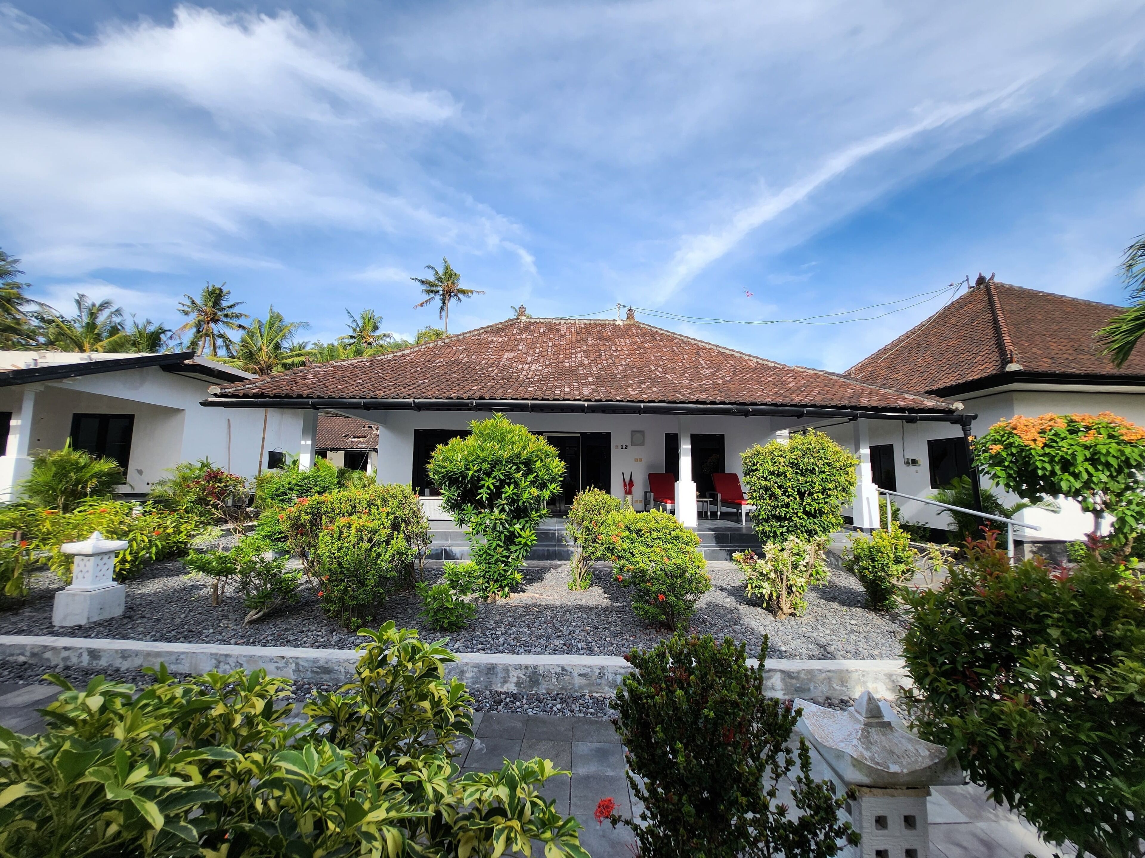 Bungalow, Patio, Garden View | Exterior