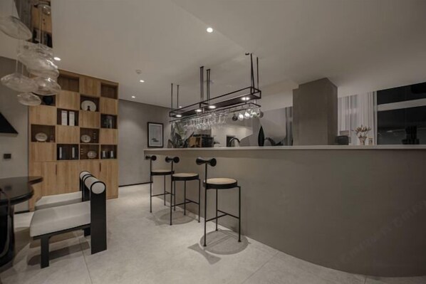 Coffee shop - Mandi Lake View Inn (Dali)