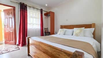 Classic Single Room | Free WiFi, bed sheets