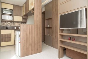 Interior - BnB Studio 22m2 Magazine Featured With Free Garage 200m Away (Porto Alegre)