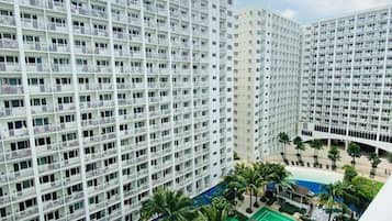 Lägenhet Standard - utsikt mot poolen | Balkong