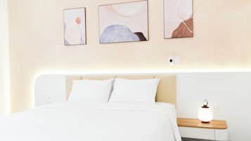 Standard Studio, City View | Soundproofing, iron/ironing board, free WiFi