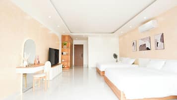 Estudio de lujo, vista al puerto | Insonorización, tabla de planchar con plancha y wifi gratis