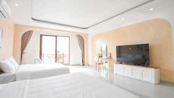 Lyxstudio - utsikt mot hamnen | Ljudisolering, strykjÀrn/strykbrÀda och gratis wi-fi