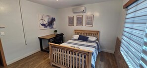 2 chambres, fer et planche à repasser, accès Internet, draps fournis