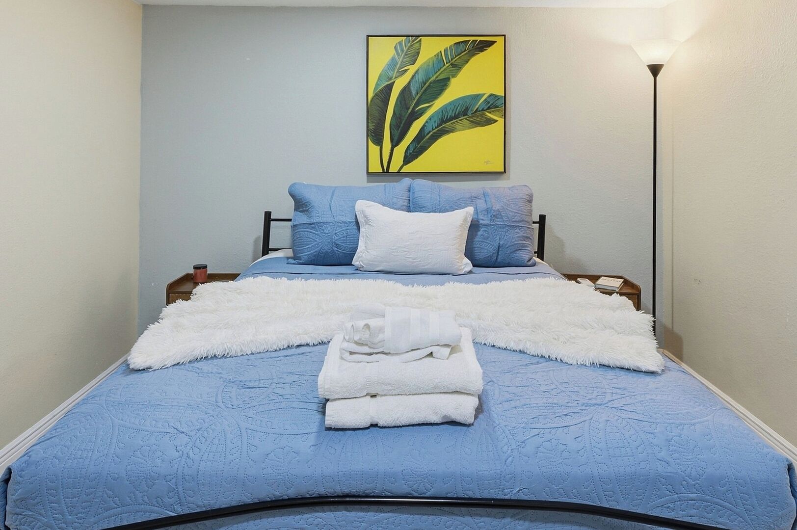 1 dormitorio, tabla de planchar con plancha, cuna de viaje y wifi