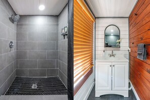 Hair dryer - Modern Studio • Balcony • Pet Friendly (St. Petersburg)