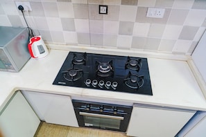 Private kitchen - Priesthood Apartment (Lagos)