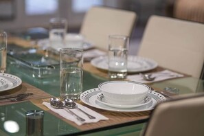 Dining - Premium Family Stay w/ King Bed & Home Theatre (Sturgeon County)