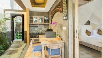 Villa, 1 Bedroom, Private Pool | Desk, free WiFi