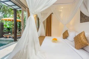 Desk, free WiFi - Govind Villa Ubud (Ubud)