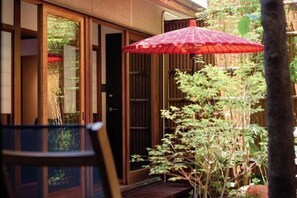 Exterior detail - KONJAKUSO Nara Naramachi "MUSHIBUROYA" Sauna Villa (Nara)