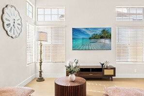 6 habitaciones, cuna de viaje y wifi gratis 