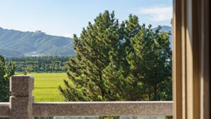 Kamar Basic, 1 kamar tidur (501(Bed Room/Forest View)) | 1 kamar tidur dan Wi-Fi gratis