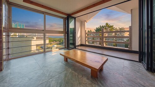 Donghae Mangsang Haeoreum Pension