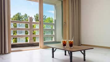 Basic Room, 1 Bedroom (302(Ondol Room/Forest View)) | 1 bedroom, free WiFi