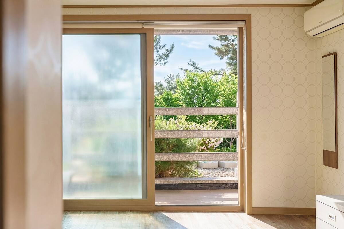 Kamar Basic, 1 kamar tidur (103(Ondol Room)) | 1 kamar tidur dan Wi-Fi gratis