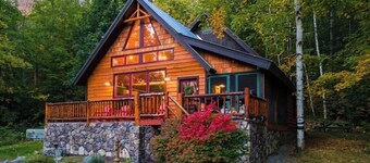 Mountainside Cabin Hot Tub & Fireplace Serenity Less than 2 miles to Lake George