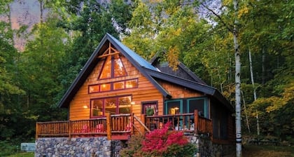 Mountainside Cabin Hot Tub & Fireplace Serenity Less than 2 miles to Lake George