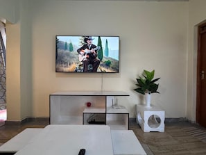 Interior detail - G&M Luxe Abode Vacation Rental Nyeri (King'ong'o)