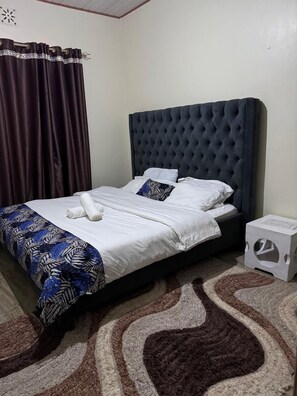 Free WiFi - G&M Luxe Abode Vacation Rental Nyeri (King'ong'o)