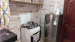 Deluxe Apartment | Private kitchen - G&M Luxe Abode Vacation Rental Nyeri (King'ong'o)