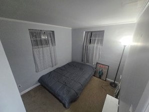5 bedrooms, desk, iron/ironing board, free WiFi - Spacious 5-bedroom Lake House in Kingston TN (Kingston)
