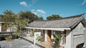 Exterior - Dali Ancient City Ped Mall Meishu B & B (Dali)