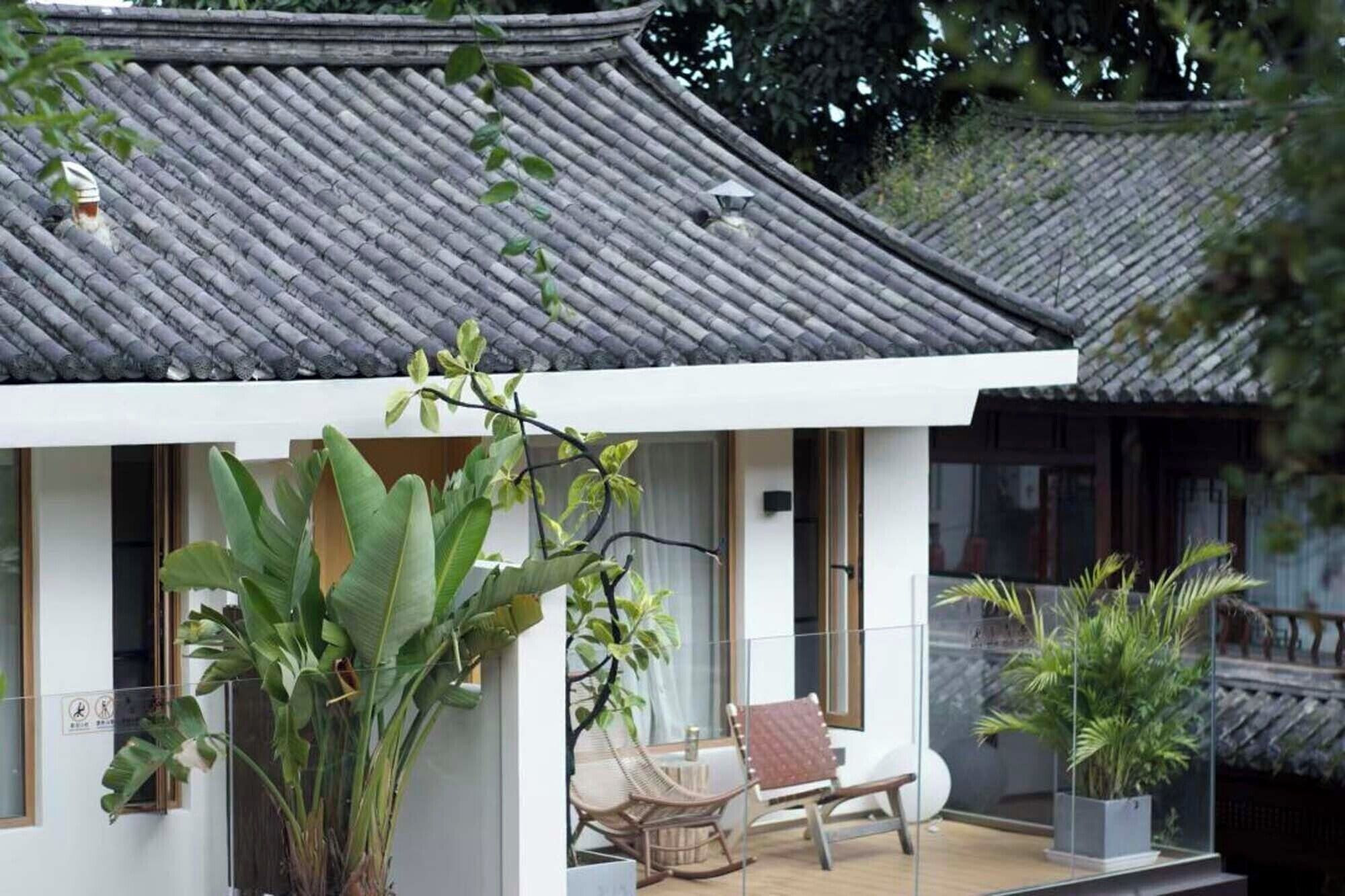 Senior Double Room, Hill View | Balcony