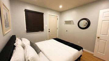 Iron/ironing board, free WiFi, bed sheets, wheelchair access