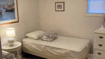 3 habitaciones, tabla de planchar con plancha y wifi gratis