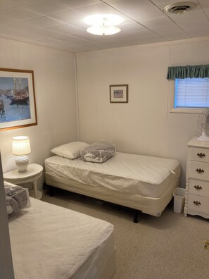 3 habitaciones, tabla de planchar con plancha y wifi gratis 