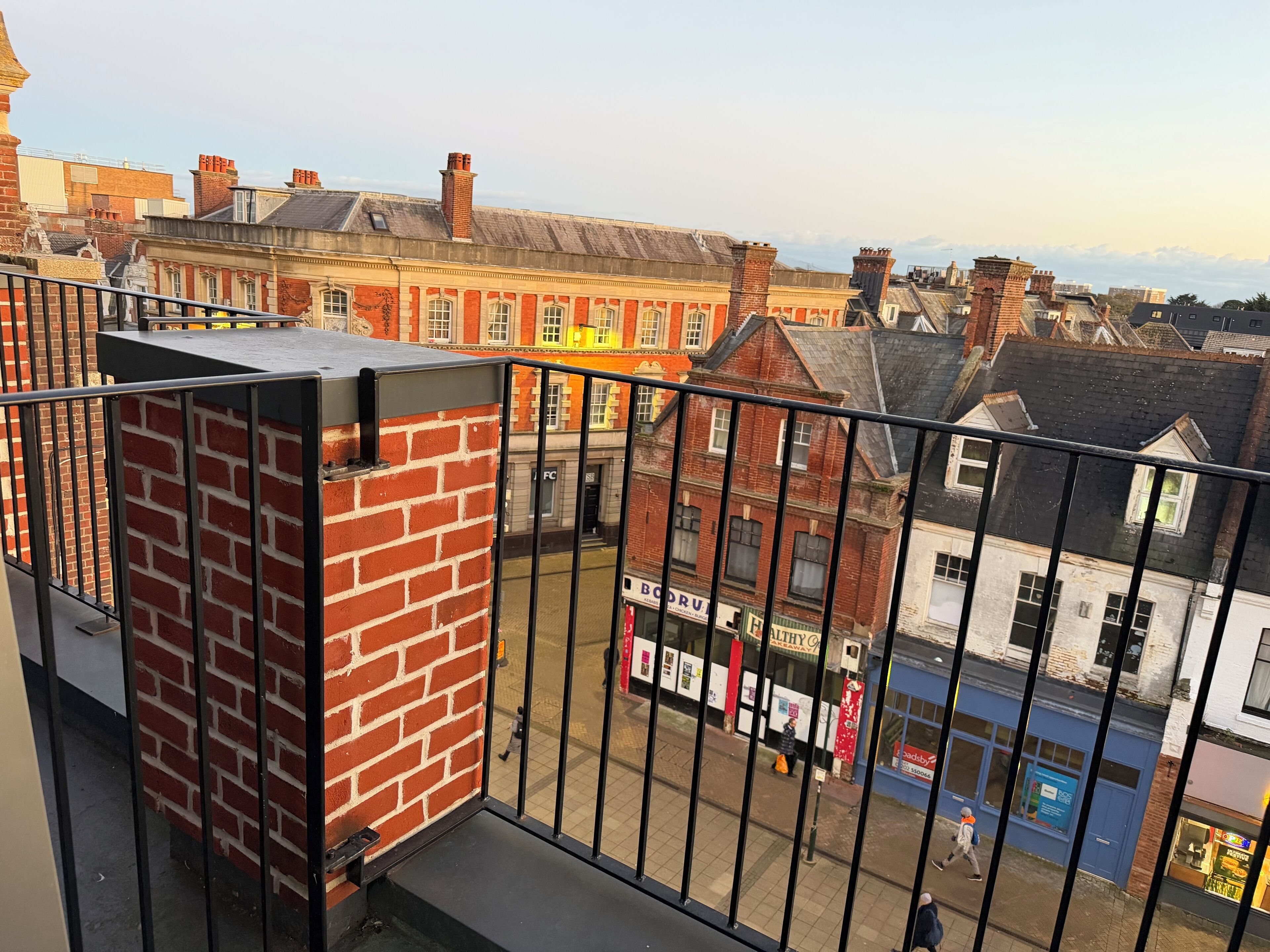 Room, Multiple Bedrooms, Smoking, Balcony | Property grounds