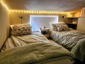 2 quartos, Wi-Fi de cortesia, roupa de cama