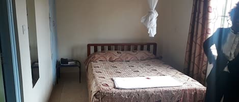 Wi-Fi gratuit, draps fournis