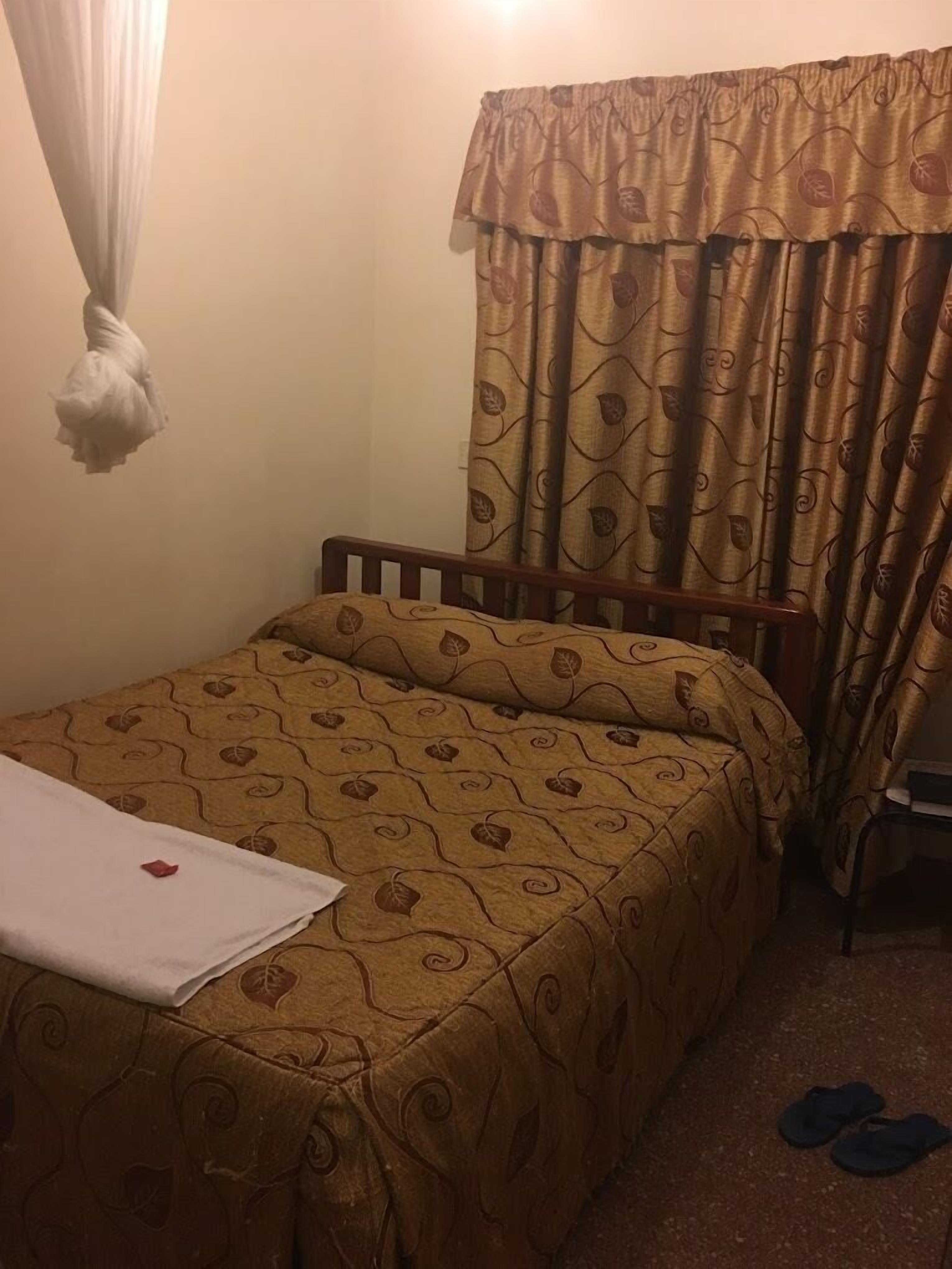Chambre Simple Standard | Wi-Fi gratuit, draps fournis